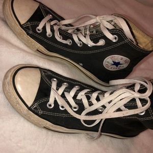 Black chuck Taylor high top converse